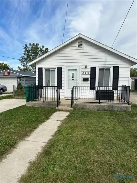 420 W Andrus Rd, Northwood, OH 43619