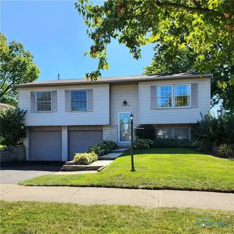 143 Dillrose Dr, Northwood, OH 43619