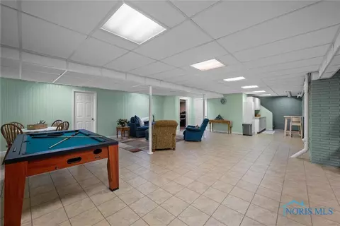 1665 Spring Forest Dr, Oregon, OH 43616 photo 35
