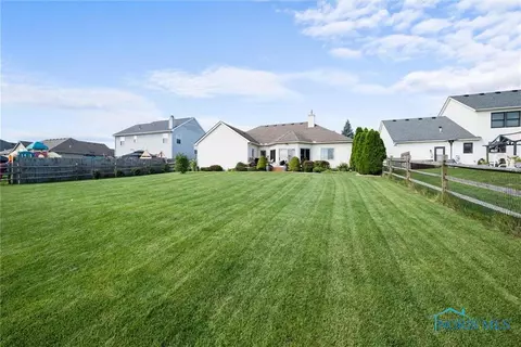 1665 Spring Forest Dr, Oregon, OH 43616 photo 43
