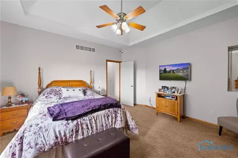 1665 Spring Forest Dr, Oregon, OH 43616 photo 28