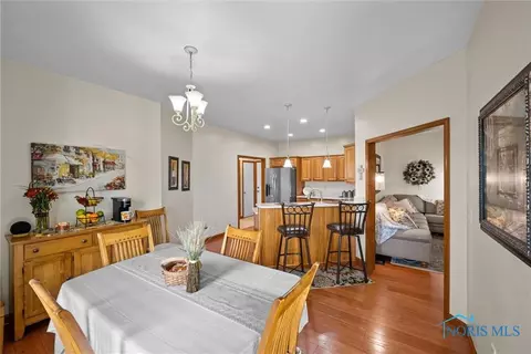 1665 Spring Forest Dr, Oregon, OH 43616 photo 21