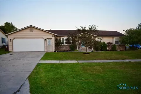 1741 Ginter Rd, Defiance, OH 43512