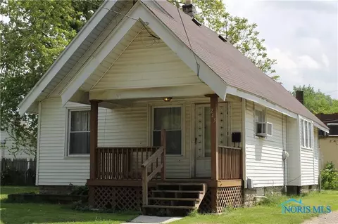 243 Spring Grove Ave, Toledo, OH 43605