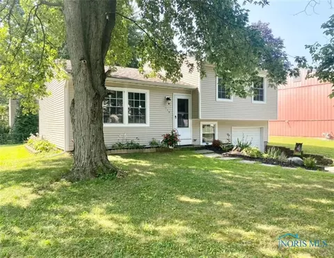 110 Marshall Dr, Swanton, OH 43558