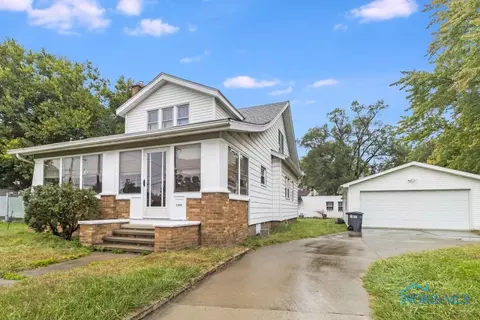 2408 Airport Hwy, Toledo, OH 43609
