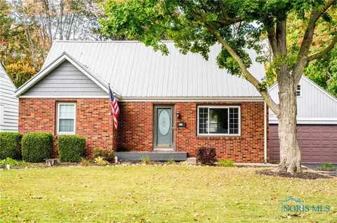 138 Woodley Ave, Findlay, OH 45840