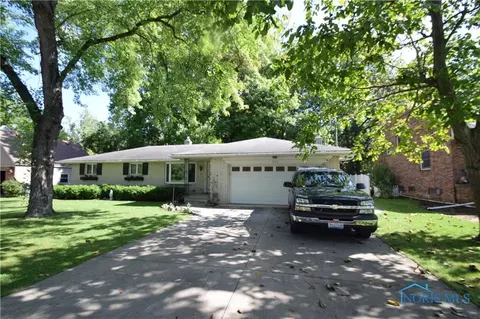 5610 Bennett Rd, Toledo, OH 43612