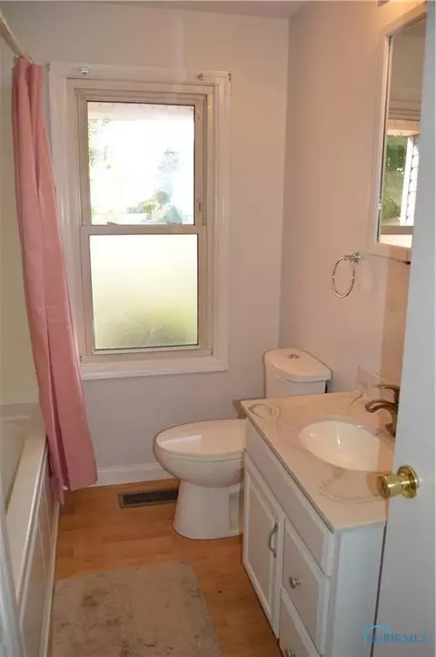224 E Bigelow Ave, Findlay, OH 45840 photo 8