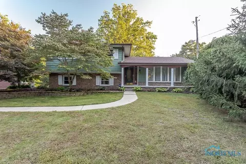 10051 Maumee Western Rd, Monclova, OH 43542