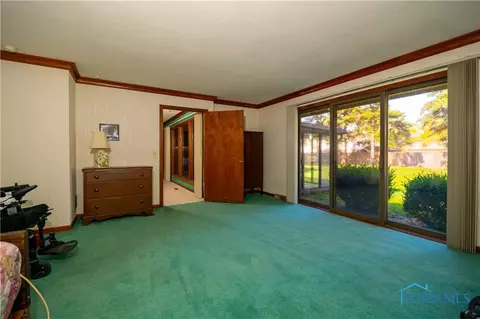 3261 Springtime Dr, Oregon, OH 43616 photo 10