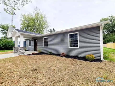 903 S Main St, Bryan, OH 43506 photo 2