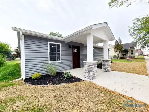 903 S Main St, Bryan, OH 43506 photo 3