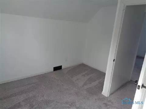 112 Elm St, Deshler, OH 43516 photo 13