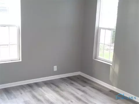 112 Elm St, Deshler, OH 43516 photo 10