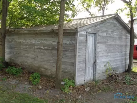 112 Elm St, Deshler, OH 43516 photo 17