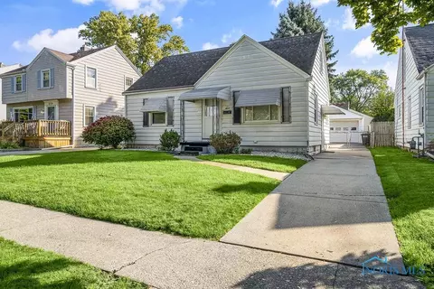 613 Andora Dr, Toledo, OH 43609