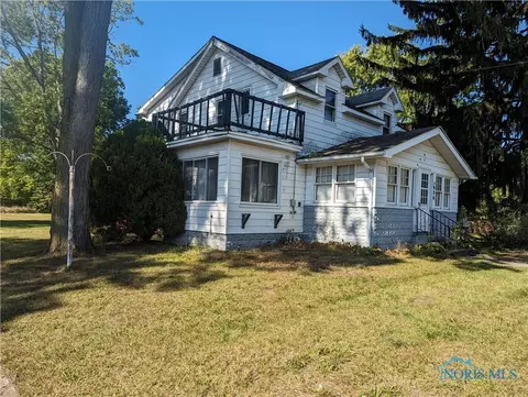 920 Albon Rd, Holland, OH 43528