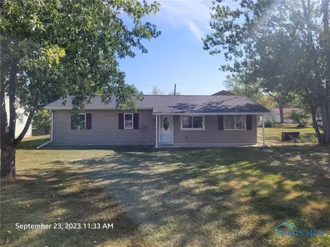 105 S 5th St, Oakwood, OH 45873