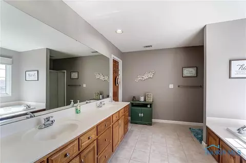 757 Timberview Dr, Findlay, OH 45840 photo 24