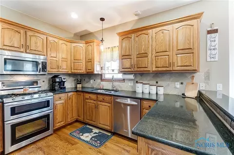 757 Timberview Dr, Findlay, OH 45840 photo 10