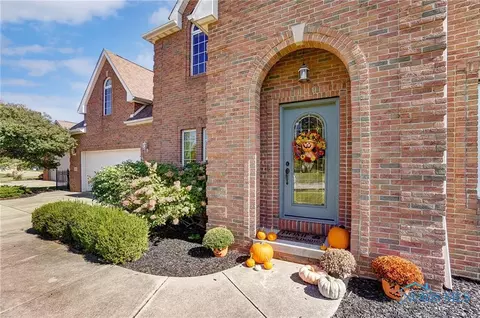 757 Timberview Dr, Findlay, OH 45840 photo 2