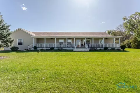 19600 W Hellwig Rd, Martin, OH 43445