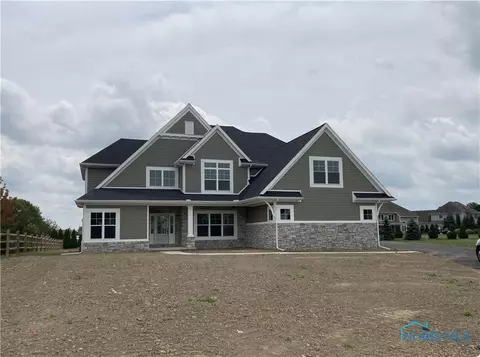 4226 Thornbury Ct, Perrysburg, OH 43551