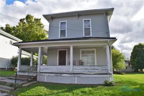 307 W Spring St, Fayette, OH 43521