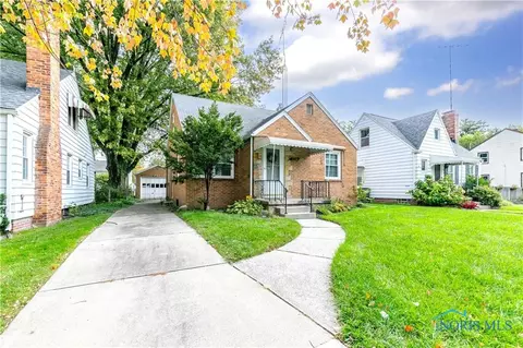 3722 Larchmont Pkwy, Toledo, OH 43613
