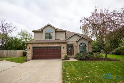 28662 Woodland Ave, Perrysburg, OH 43551