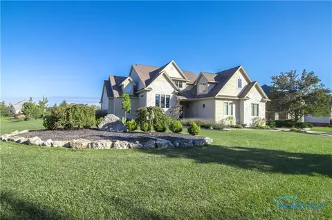 2935 Quarry Rd, Maumee, OH 43537