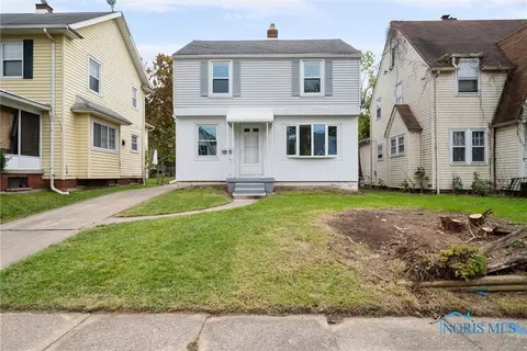 1463 Craigwood Rd, Toledo, OH 43612