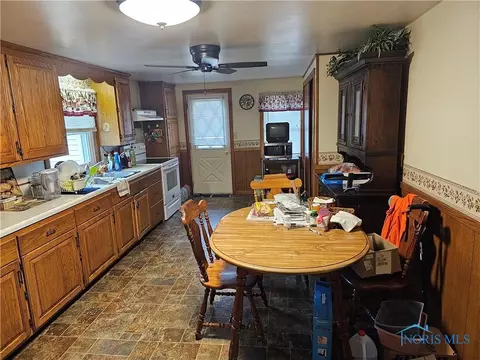 610 W Perry St, Paulding, OH 45879 photo 5