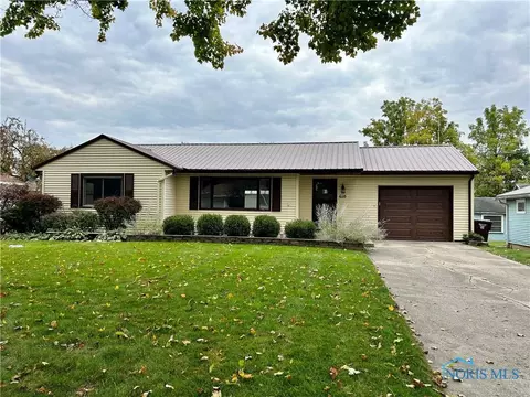 610 E Cornelia St, Hicksville, OH 43526