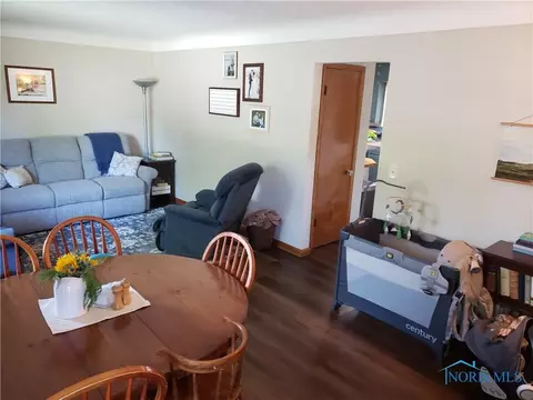 209 Degroff Ave, Archbold, OH 43502 photo 10