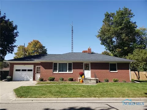 209 Degroff Ave, Archbold, OH 43502