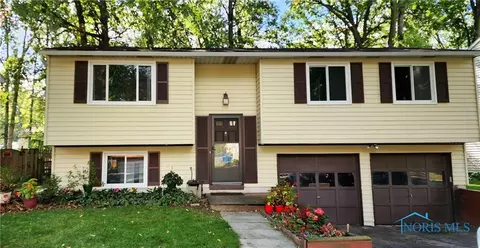 6201 W Pembridge Dr, Toledo, OH 43615