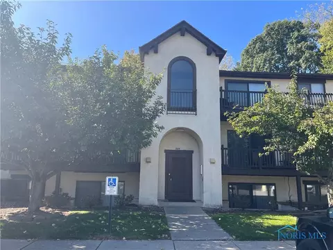 1668 Brownstone Blvd #611, Toledo, OH 43614