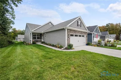 1946 Fieldbrook Dr, Toledo, OH 43615