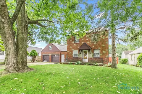 3306 Olde Curtice Rd, Northwood, OH 43619