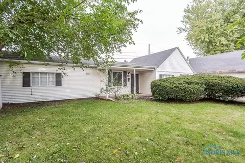 127 Mctigue Dr, Toledo, OH 43615