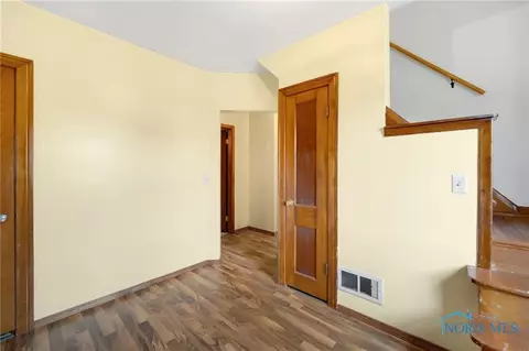 409 E Union St, Walbridge, OH 43465 photo 20