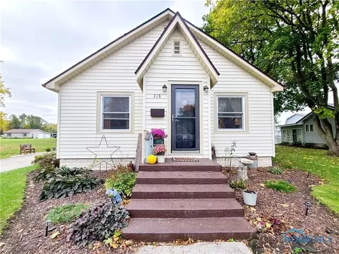 718 E Lawrence St, Montpelier, OH 43543