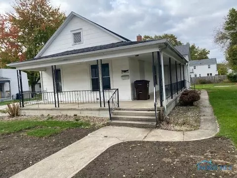 740 Harrison, Defiance, OH 43512