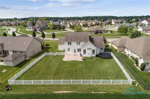 8305 Ash Ridge Ln, Findlay, OH 45840