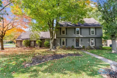 400 Lynshire Ln, Findlay, OH 45840