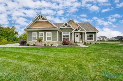 4595 Sunny Creek Ln, Sylvania, OH 43560