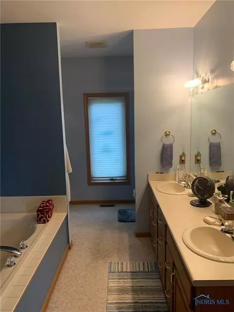 501 Bunny Dr, Edon, OH 43518 photo 12