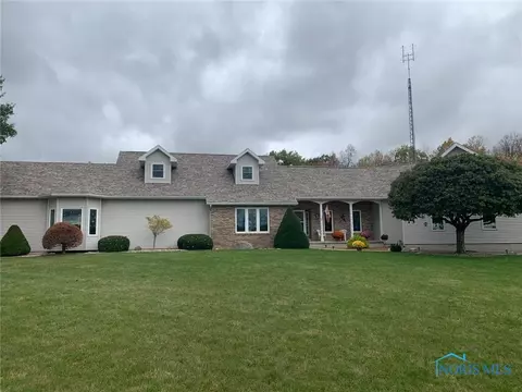 501 Bunny Dr, Edon, OH 43518